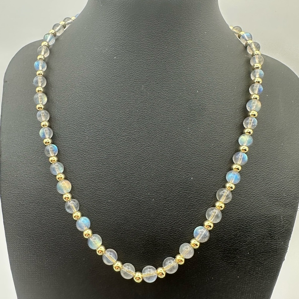 Beautiful Handcrafted Labradorite Beaded Necklace 6mm Beads - Picture 3 of 8